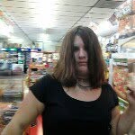 Olivia dewey - @liveingemo - Instagram