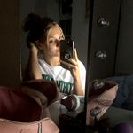 Liv - @oliviadickinsonn - Instagram