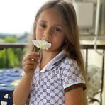 Olivia Donald - Facebook