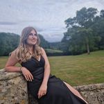 Olivia Flood - @olivia.flood.52 - Instagram
