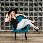 Olivia Frederick - @oliviannef_beauty - Instagram