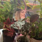 Olivia - @olivia_goes_plants - Instagram