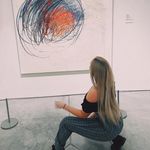 Olivia Graff - @olive.artsy - Instagram