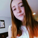|-| ○ |_ /-\ 🖑 - @oliviairiarte_2006 - Instagram