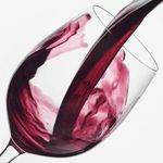 Olivia Lomeli - @oli.sommelier - Instagram