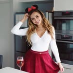 Olivia Malcolm - @malcolm.olivia - Instagram
