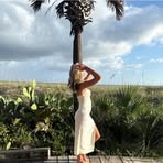 Olivia Maxwell - Facebook