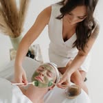 Mckenna Perez | Orlando Holistic Esthetician - @mckennaoliviaskin - Instagram