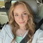 liv - @oliviameeks11 - Instagram