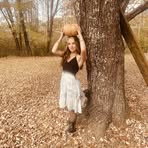Olivia Mo - Facebook