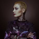 Olivia Moonchild Ahonen - tatuointiartisti ja joogaopettaja - @o.s.m.a_life_oliviamoonchild - Instagram