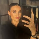 Olivia Moulder - @oliviamoulder - Instagram