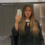 Olivia Munro - Facebook