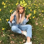 Olivia Neill Fan page - @thetoeneills - Instagram