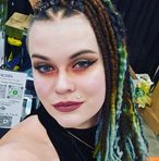 Olivia Olds - Facebook