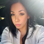 Olivia Pare’ - @oliviapareofficial - Instagram