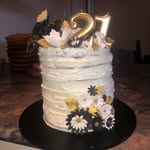 Olivia Pattison - @itscakesbyliv - Instagram