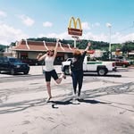 Olivia Peace - @oliviapeacephotography - Instagram