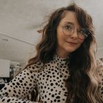Olivia Renner - @oliviarenner.author - Instagram