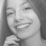 Olívia Schwartz - @olivia_shwartz - Instagram