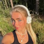 Olivia 💆‍♀️ - @oliviasilkyshine - Instagram