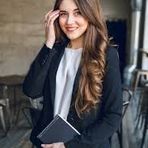 Olivia Sens - Facebook