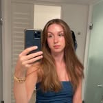 𝘖𝘭𝘪𝘷𝘪𝘢 - @_oliviastrange - Instagram