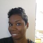 Olivia Templeton - @lovebooks_40 - Instagram