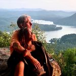 Olivia Wolff - @markandoliviasadventures - Instagram
