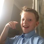 Oliver Larkins - @ollie_larkins - Instagram