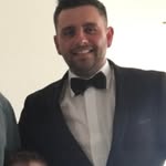 Olly Arnold - @papa.antonios - Instagram