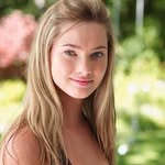 Holly Brooks - @holly_brooks_ - Instagram