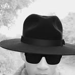 Elii Kyove - Facebook