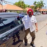 Omar Elliott - @omar_taxiservice - Instagram