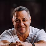Omar Hilton - Facebook