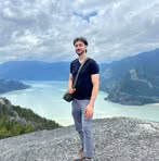 Omid Taghavi - Facebook