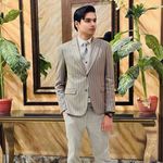 Oneeb Khan - @oneeb.k - Instagram