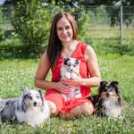 Daniela Schmid - @onyxriveradventureshelties - Instagram
