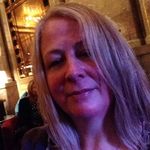 Oonagh Barry - @hmsirish - Instagram