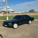 Diplomata risco no asfalto - @opala.blackbull - Instagram