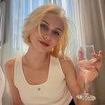 Nora Marshall - @noramarshall17 - Instagram
