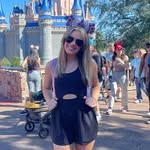 Nora Ray - @nora_reese_closet_cleanout - Instagram