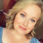 Alora - @alora.wallace90 - Instagram