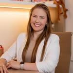 Dra Lorena Schmidt - @dralorenaschmidt - Instagram