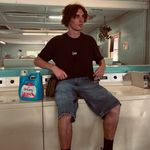 @oscar.ames - Instagram