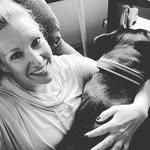 Johanna Hooks - @mama.h.and.otis - Instagram