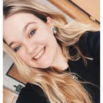 Paige Backman - @anna_and_company_closet - Instagram