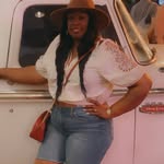 Shereda Paige-Eason - @iamshe_00 - Instagram