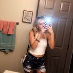 Paige Finsta 🤪 - @paige_.lopez - Instagram
