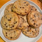 Paige Overton - @paigiescookiesnpops - Instagram